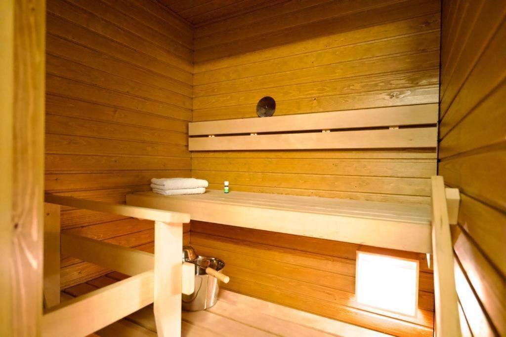 1Br Suite - King Size Bed - Wi-Fi - Gym & Sauna Rovaniemi Zewnętrze zdjęcie